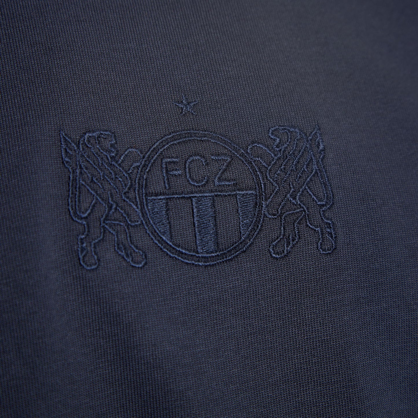 t-shirt-fcz-retro-logo-navy-t-shirt