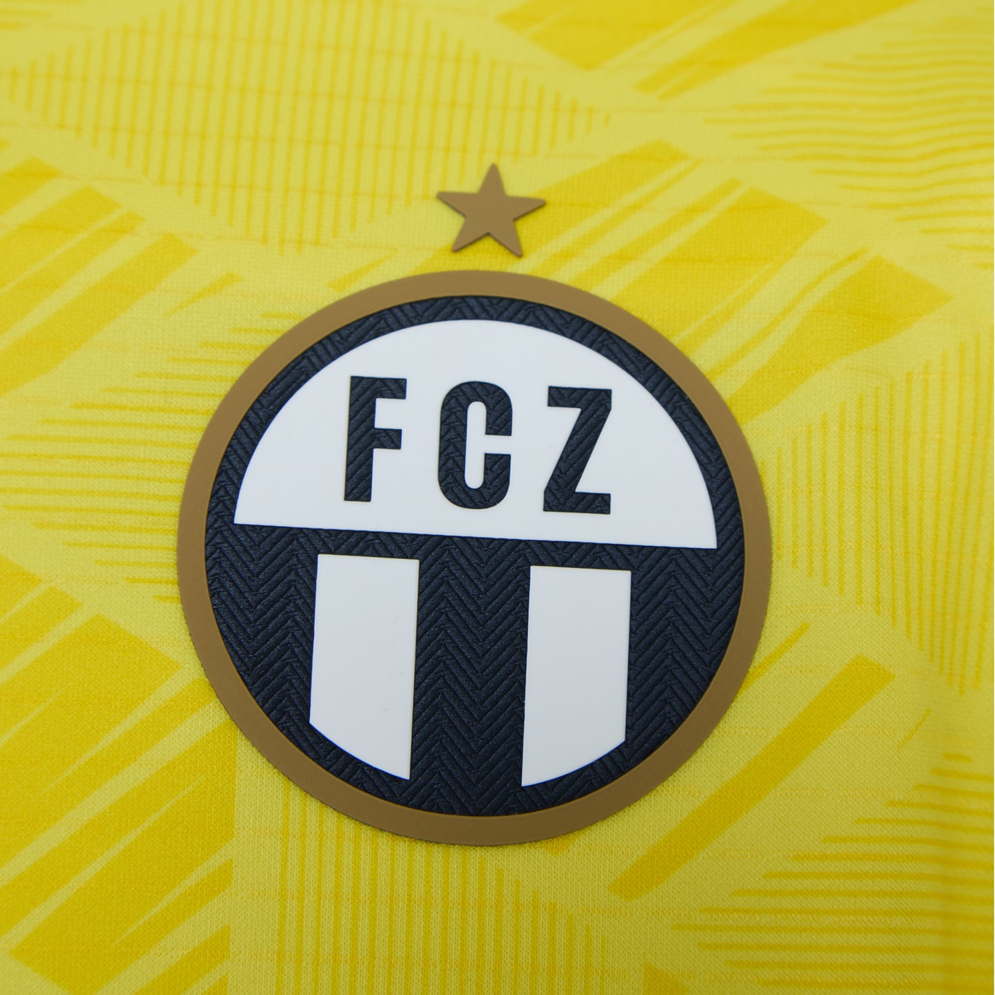 trikot-goalie-heim-25/26-kids-match-kit