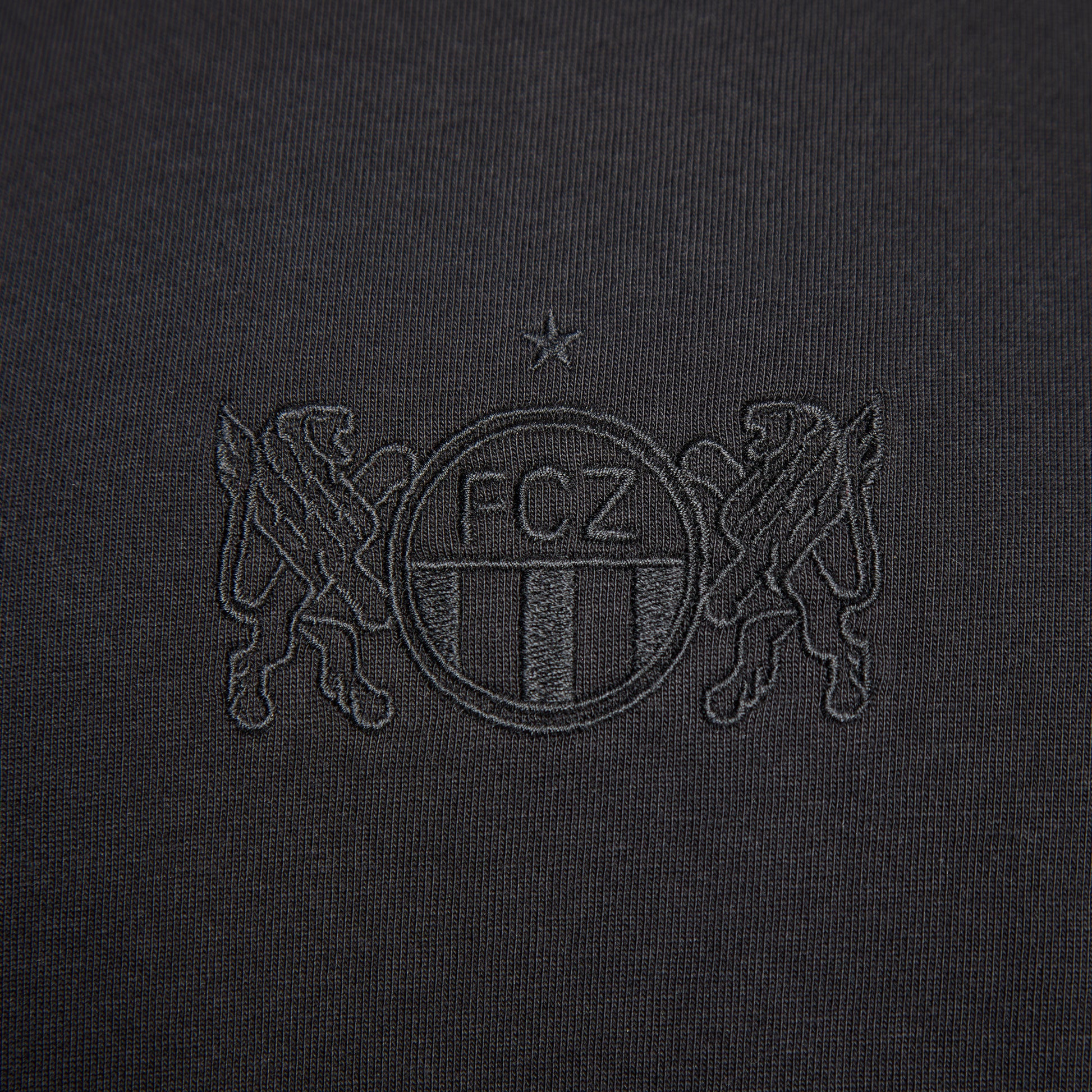 t-shirt-fcz-retro-logo-anthrazit-t-shirt