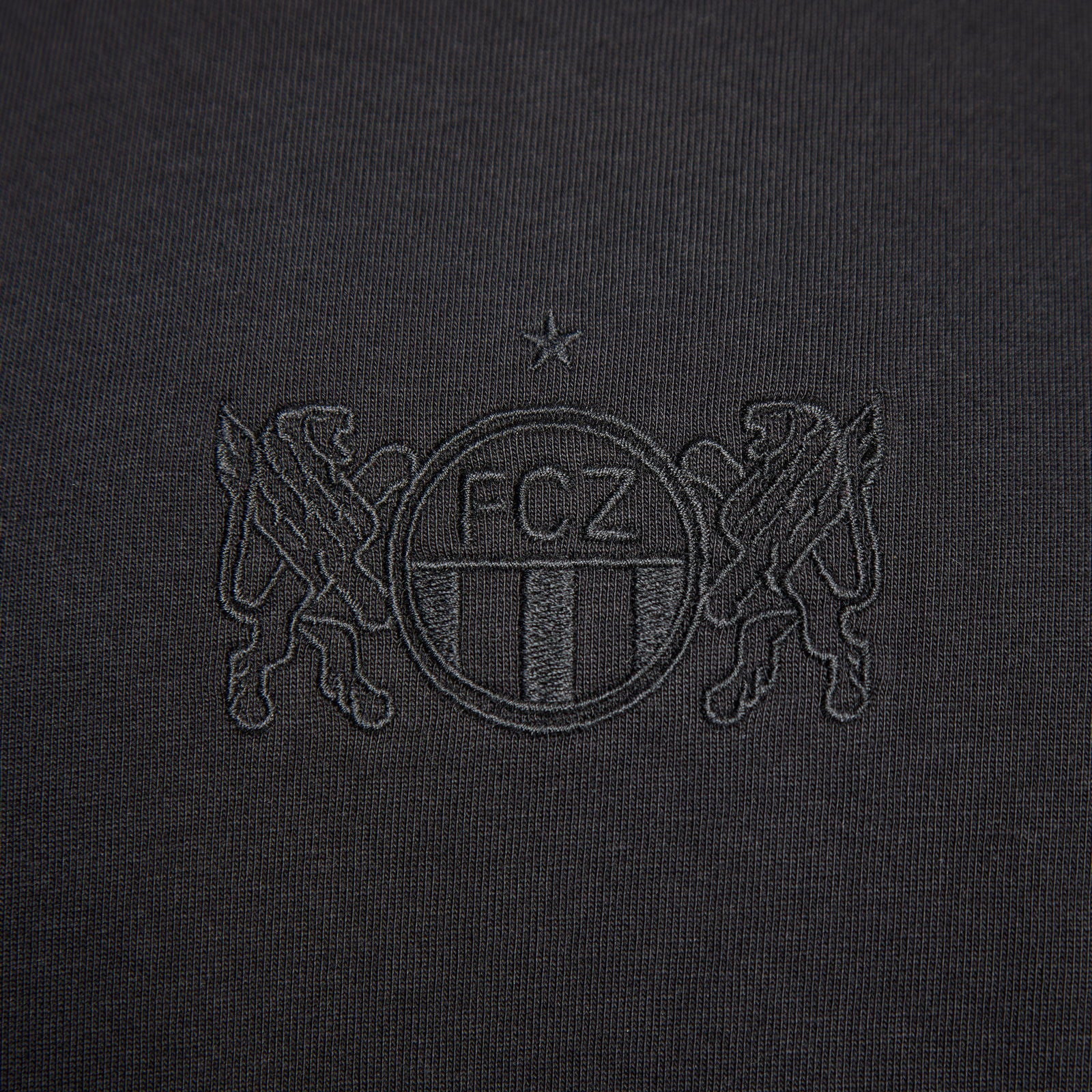 t-shirt-fcz-retro-logo-anthrazit-t-shirt