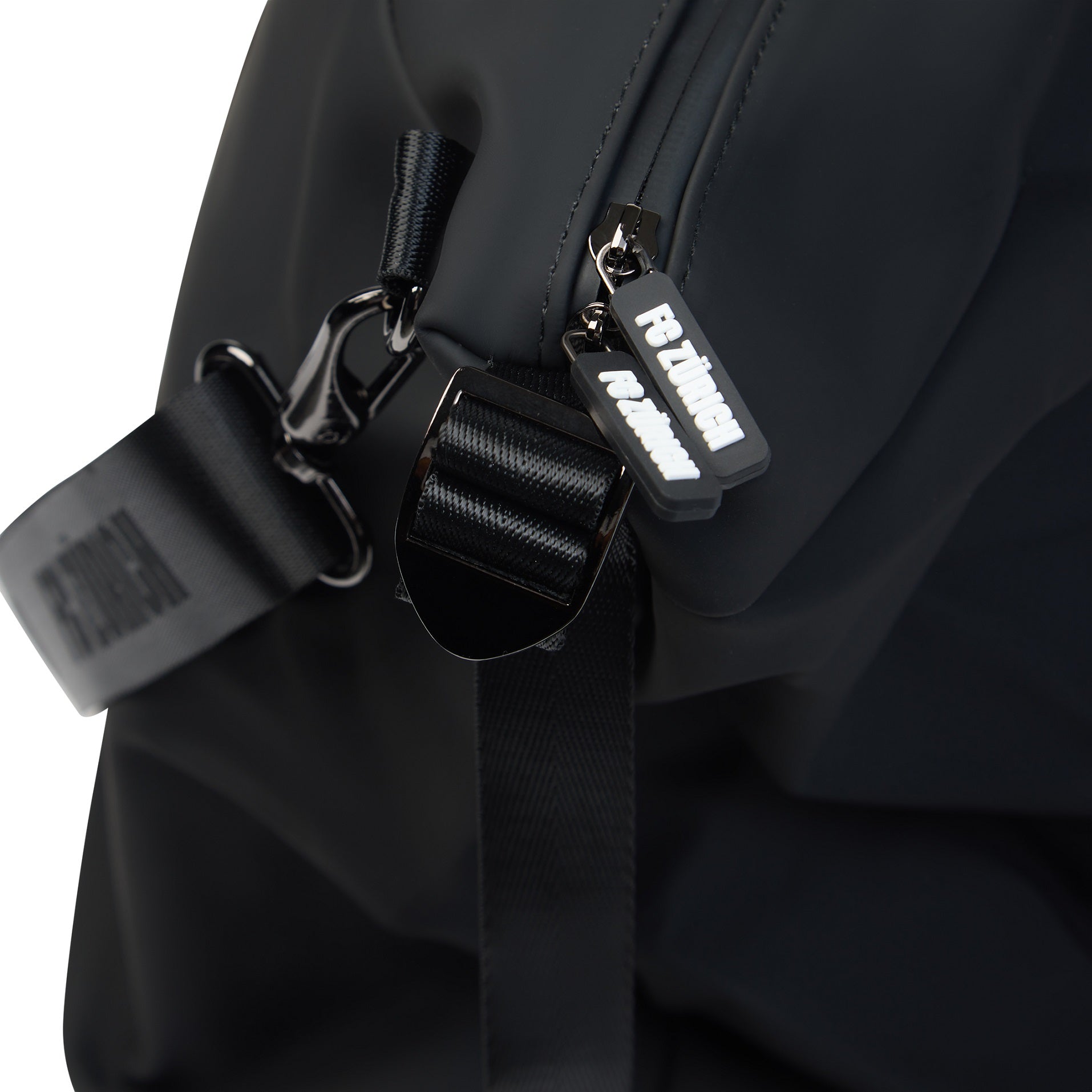 weekender-fc-zürich-black-taschen-&-rucksäcke